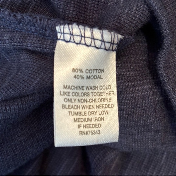 Anthropologie Cynthia Rowley women’s navy blue lightweight top in size small - Picture 6 of 6